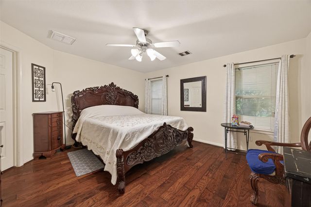 11916 Palmsprings Drive, Houston, TX 77034