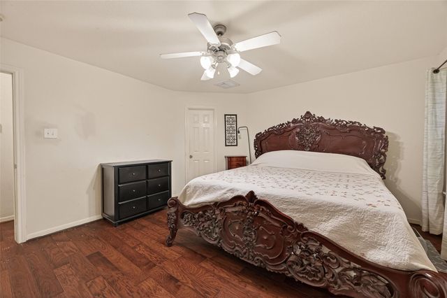 11916 Palmsprings Drive, Houston, TX 77034