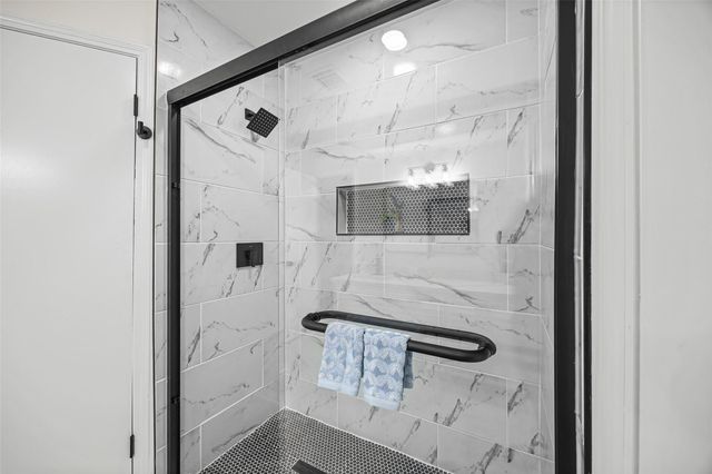 3107 Southern Hills Drive, Missouri City, TX 77459