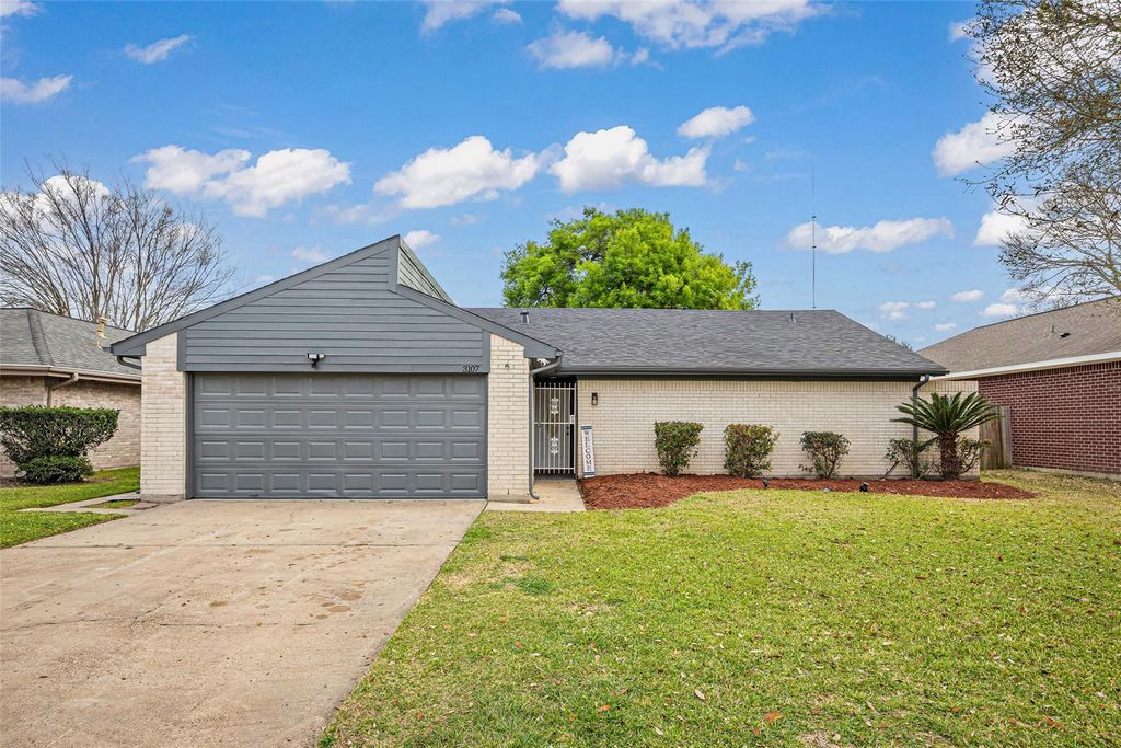3107 Southern Hills Drive, Missouri City, TX 77459