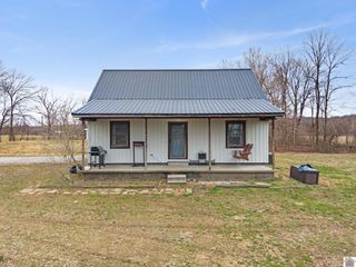 341 View Road, Marion, KY 42064