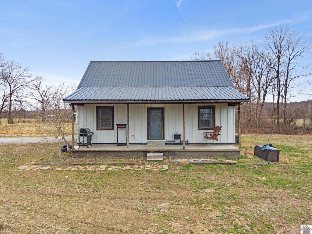 341 View Road, Marion, KY 42064