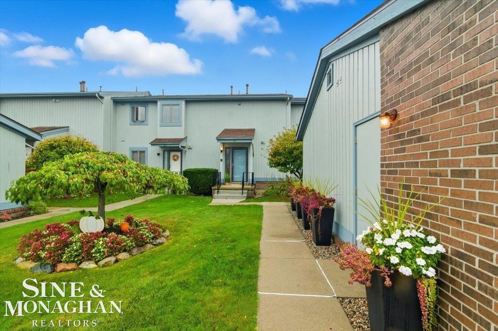 1715 River Road, St Clair Twp, MI 48079