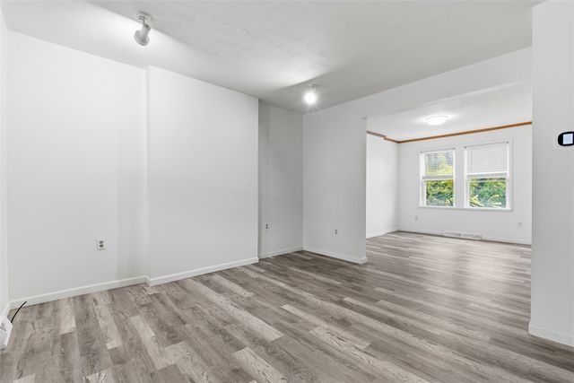 790 Highland Ave, Carnegie, PA 15106