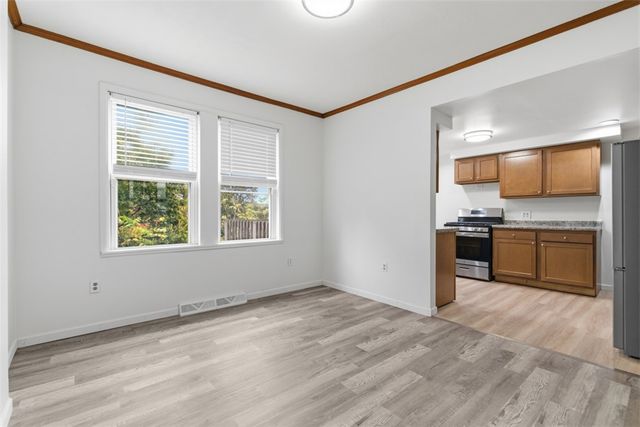 790 Highland Ave, Carnegie, PA 15106