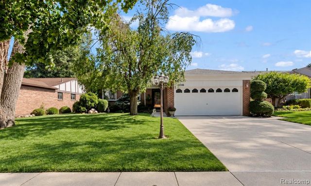 28046 Dowland Court, Warren, MI 48092