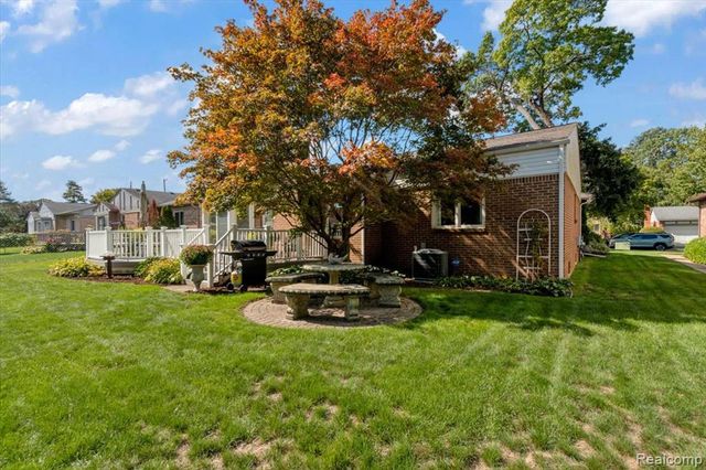 28046 Dowland Court, Warren, MI 48092