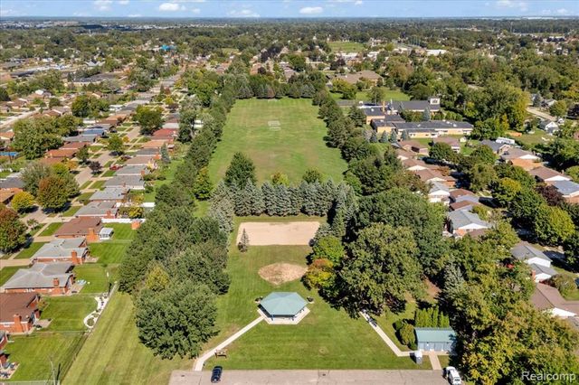 28046 Dowland Court, Warren, MI 48092
