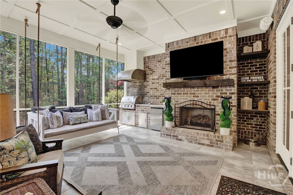 Image 35 of property listing at 187 Spanton Crescent, Pooler, GA 31322