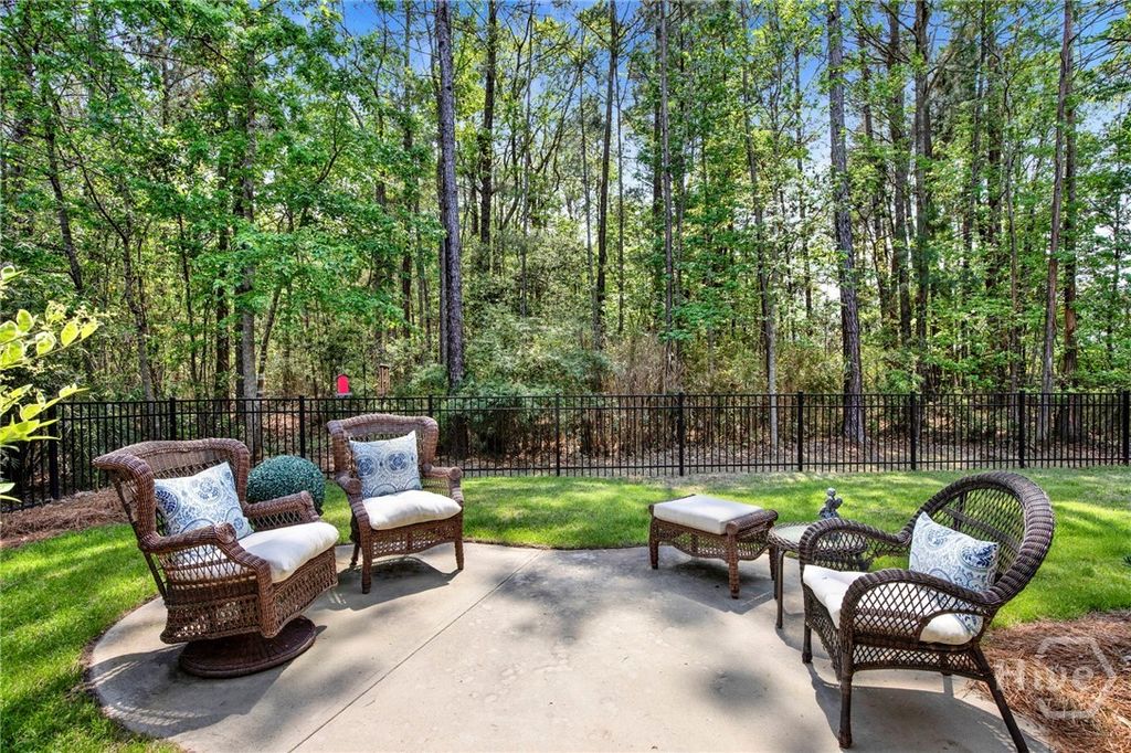 Image 38 of property listing at 187 Spanton Crescent, Pooler, GA 31322