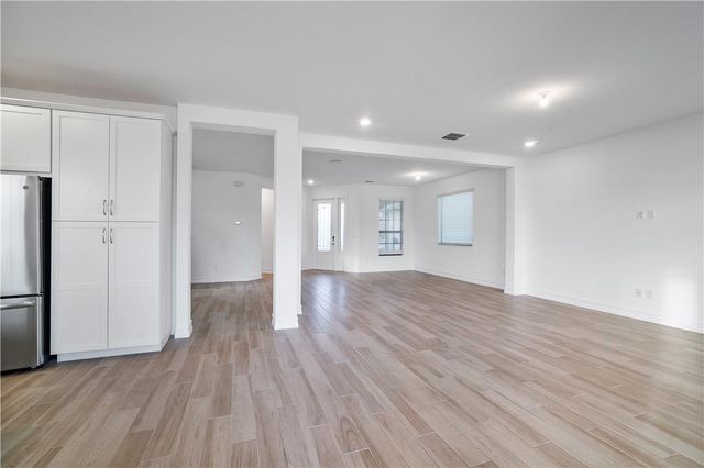 8755 Grand Prix Lane, Boynton Beach, FL 33472