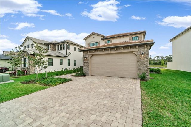 8755 Grand Prix Lane, Boynton Beach, FL 33472