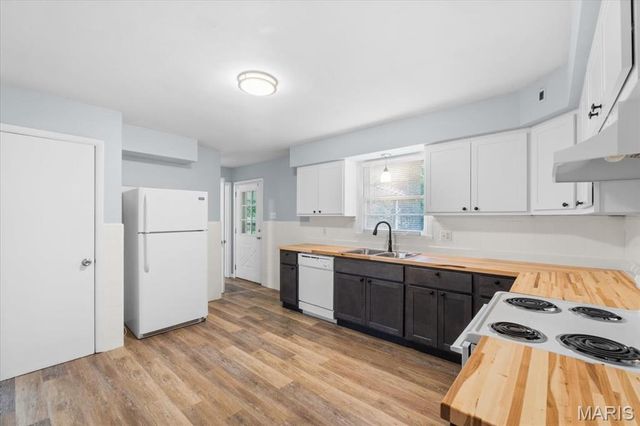 1737 Parker Road A, St Louis, MO 63138