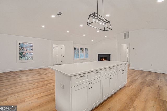 2825 Baker Ridge Drive NW, Atlanta, GA 30318