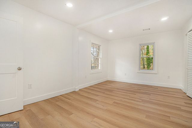 2825 Baker Ridge Drive NW, Atlanta, GA 30318