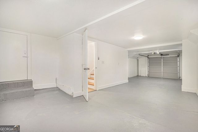 2825 Baker Ridge Drive NW, Atlanta, GA 30318