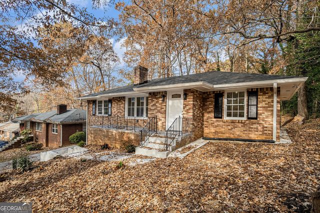 2825 Baker Ridge Drive NW, Atlanta, GA 30318