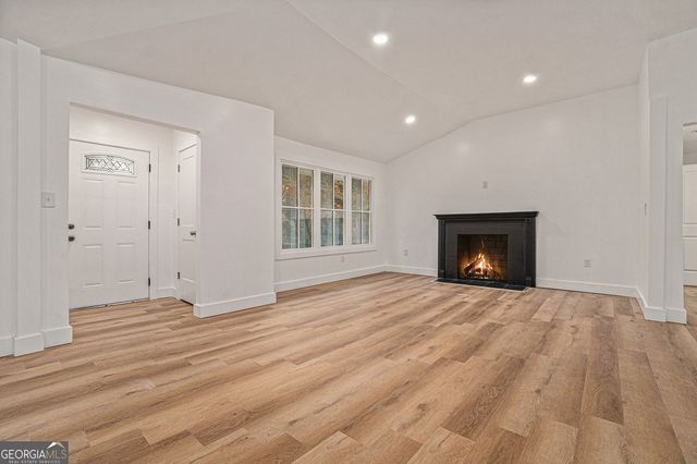 2825 Baker Ridge Drive NW, Atlanta, GA 30318