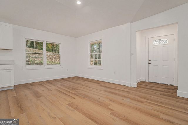 2825 Baker Ridge Drive NW, Atlanta, GA 30318