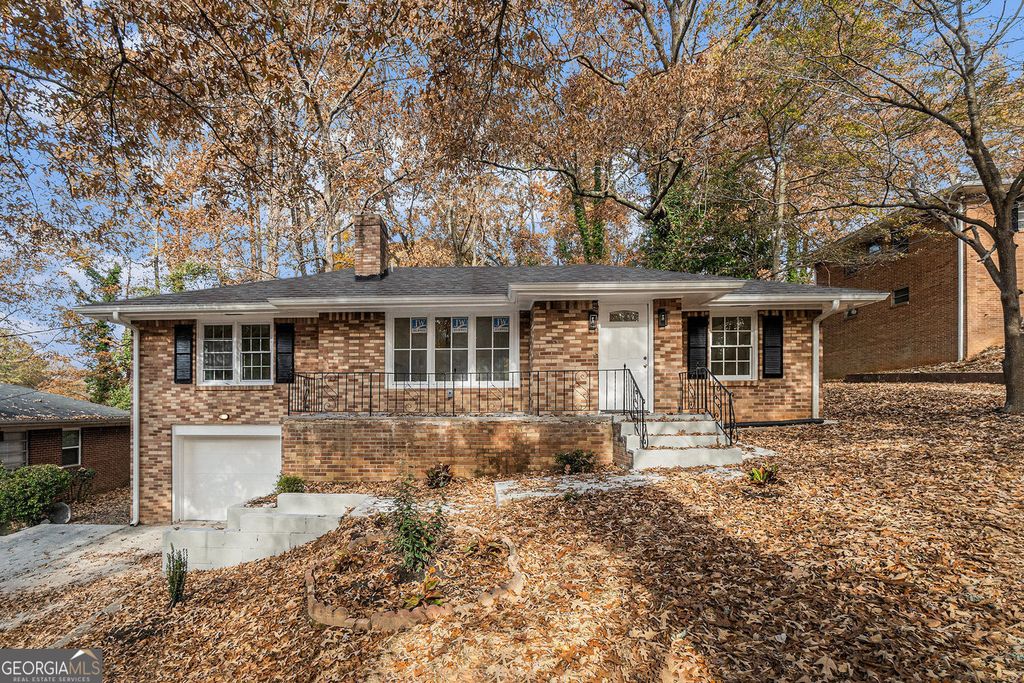 2825 Baker Ridge Drive NW, Atlanta, GA 30318