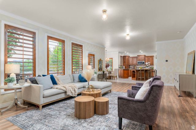 1675 E PRESCOTT DR, Sandy, UT 84092