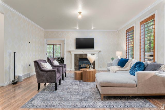 1675 E PRESCOTT DR, Sandy, UT 84092
