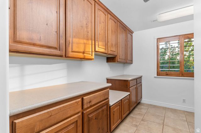 1675 E PRESCOTT DR, Sandy, UT 84092