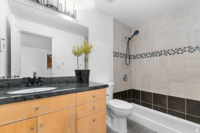 1675 E PRESCOTT DR, Sandy, UT 84092