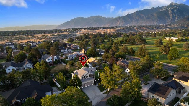 1675 E PRESCOTT DR, Sandy, UT 84092