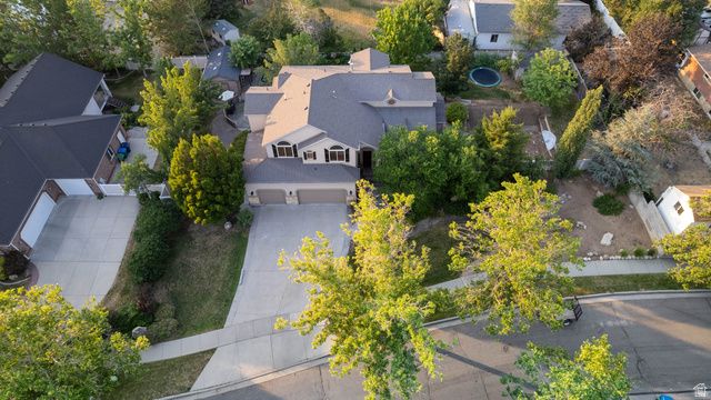 1675 E PRESCOTT DR, Sandy, UT 84092