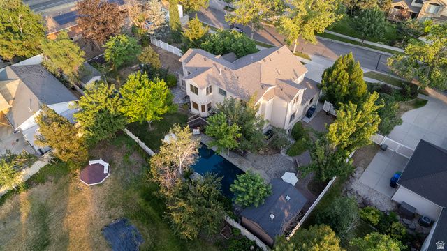 1675 E PRESCOTT DR, Sandy, UT 84092