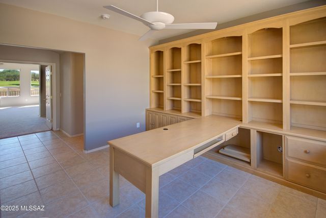 1264 N Sun Catcher Way, Green Valley, AZ 85614