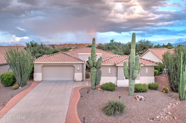 1264 N Sun Catcher Way, Green Valley, AZ 85614