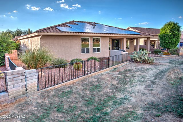 1264 N Sun Catcher Way, Green Valley, AZ 85614