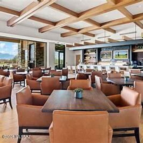 1264 N Sun Catcher Way, Green Valley, AZ 85614