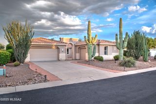 1264 N Sun Catcher Way, Green Valley, AZ 85614