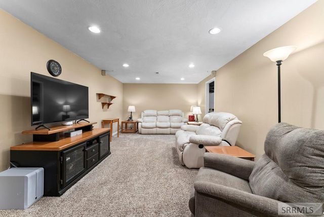 596 S Adam Lane, Idaho Falls, ID 83401