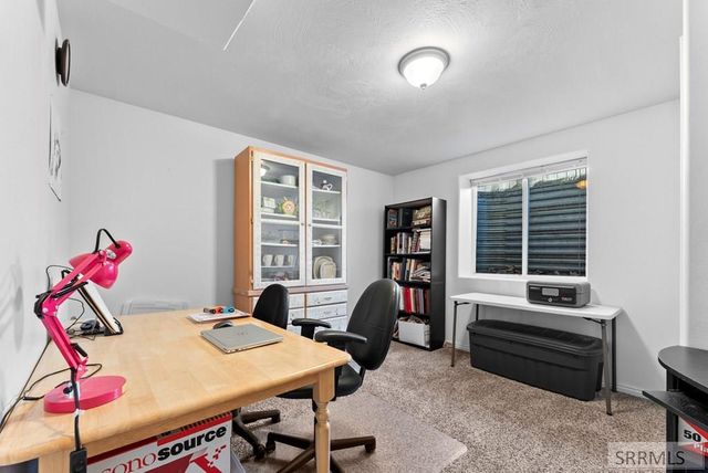 596 S Adam Lane, Idaho Falls, ID 83401