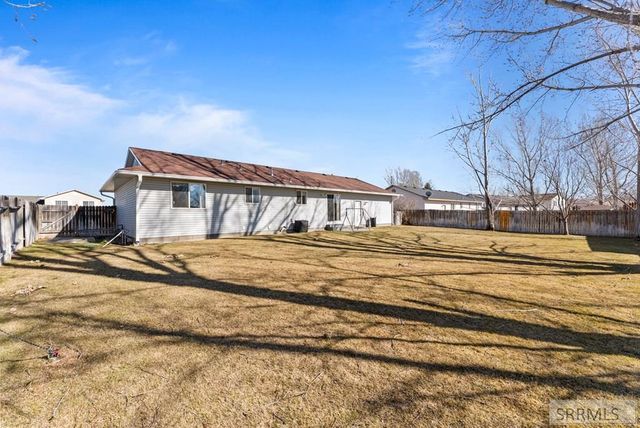 596 S Adam Lane, Idaho Falls, ID 83401