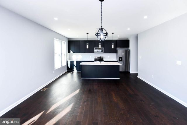 4719 PRINCE GEORGES AVE, Beltsville, MD 20705