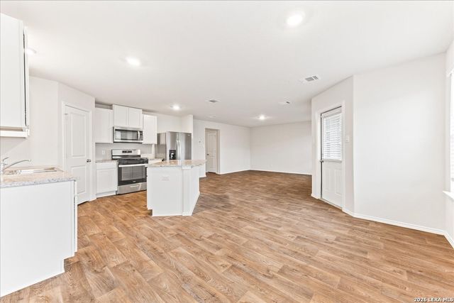 1149 Barn Swallow Way, San Antonio, TX 78253