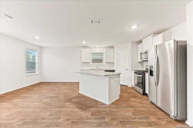 1149 Barn Swallow Way, San Antonio, TX 78253