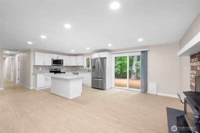 6720 Alder Glen Drive SE, Olympia, WA 98513