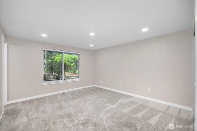 6720 Alder Glen Drive SE, Olympia, WA 98513