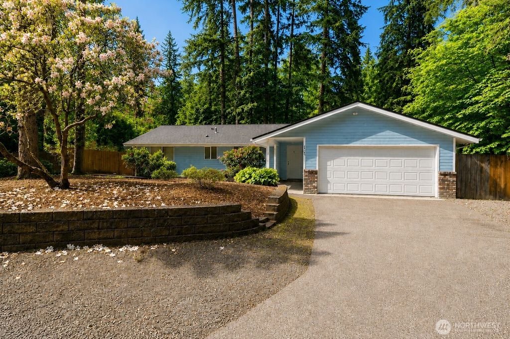 6720 Alder Glen Drive SE, Olympia, WA 98513