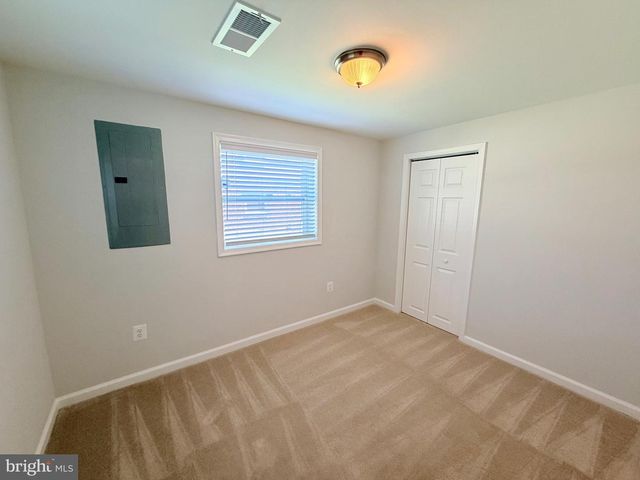 708 IONA TER, Capitol Heights, MD 20743