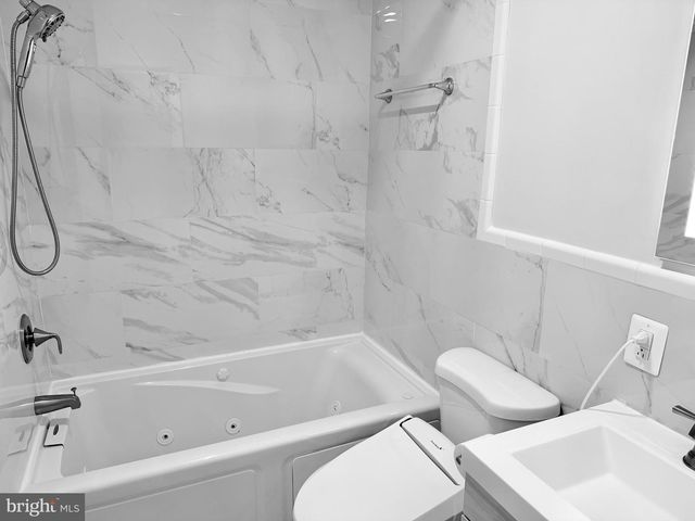 708 IONA TER, Capitol Heights, MD 20743