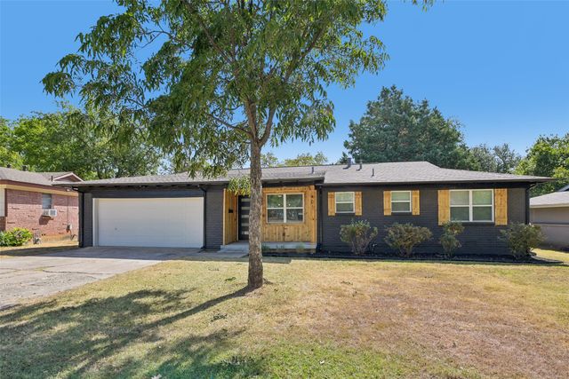 401 Vine Street, Euless, TX 76040