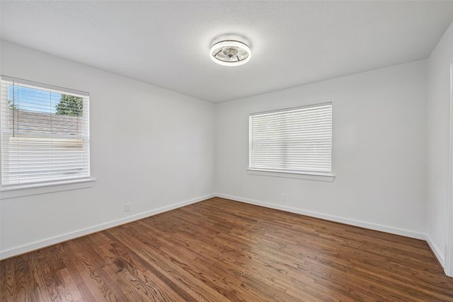 401 Vine Street, Euless, TX 76040