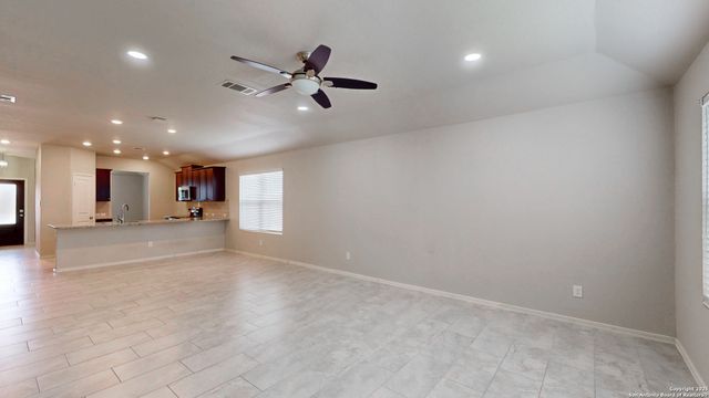 2076 Meadow Pipit, New Braunfels, TX 78130